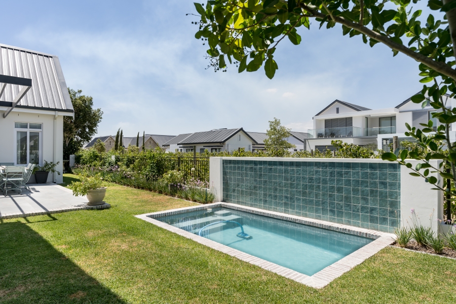 4 Bedroom Property for Sale in Val De Vie Estate Western Cape